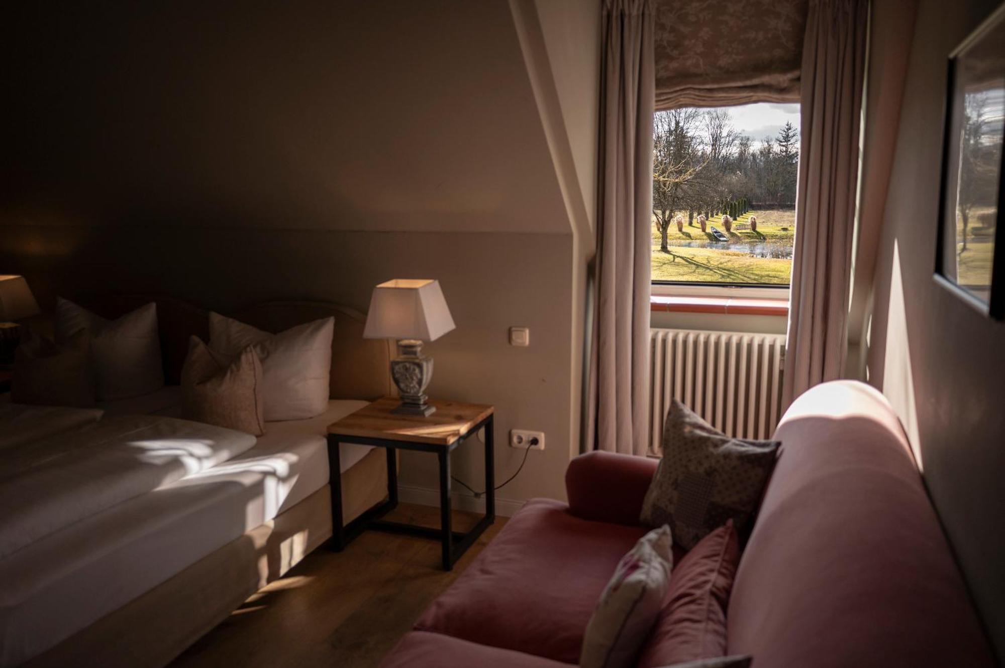 Gut Altholz Und Restaurant Hutter Отель 3*