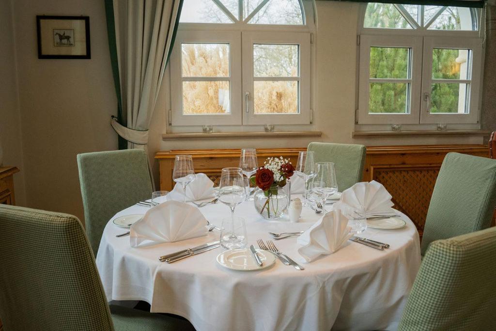 Gut Altholz Und Restaurant Hutter Plattling