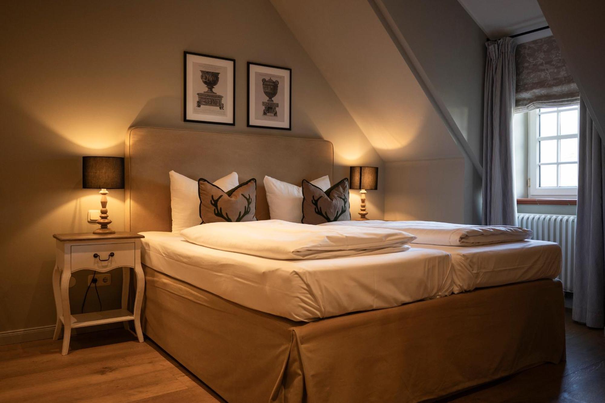 Gut Altholz Und Restaurant Hutter 3* Plattling