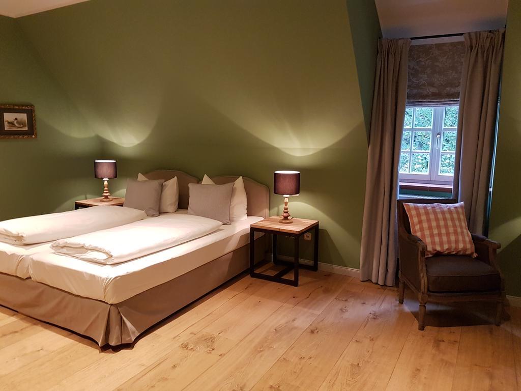 Hotel Gut Altholz Und Restaurant Hutter Plattling